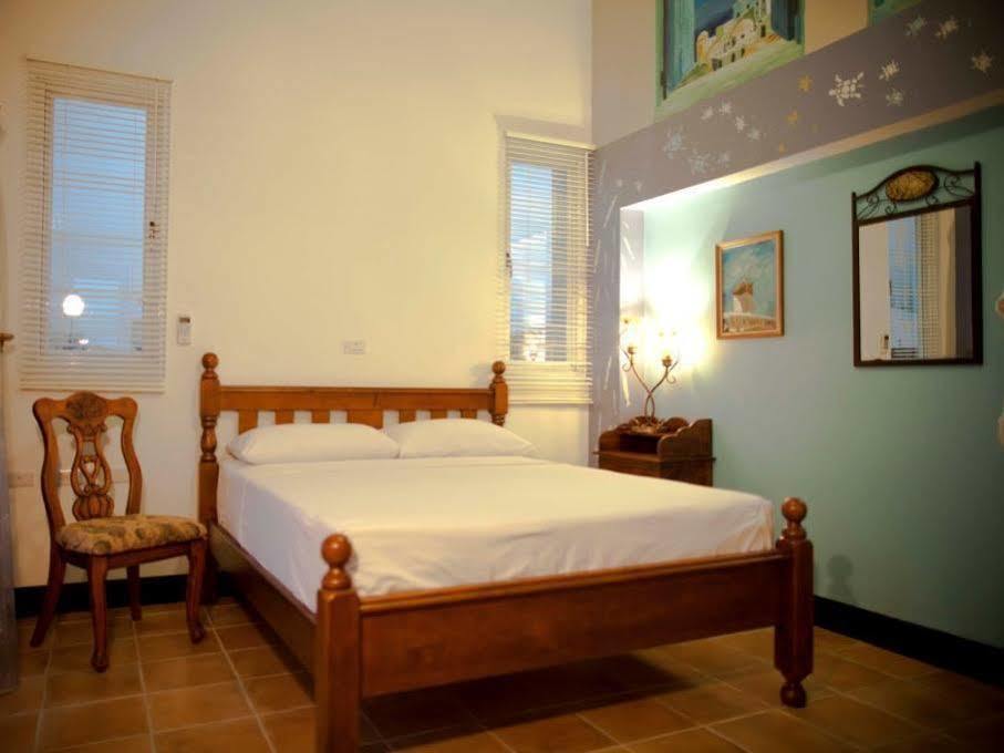 Heng-ch'un アロングス ガーデン Bed & Breakfast エクステリア 写真